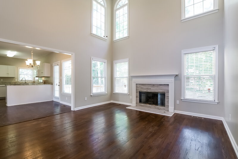 2,675/Mo, 111 Windsong Drive Stockbridge, GA 30281 photolivingroom View 2
