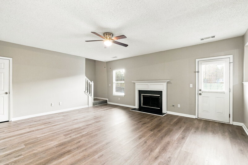 2,310/Mo, 255 Hillside Oak Ln Covington, GA 30016 Living Room View