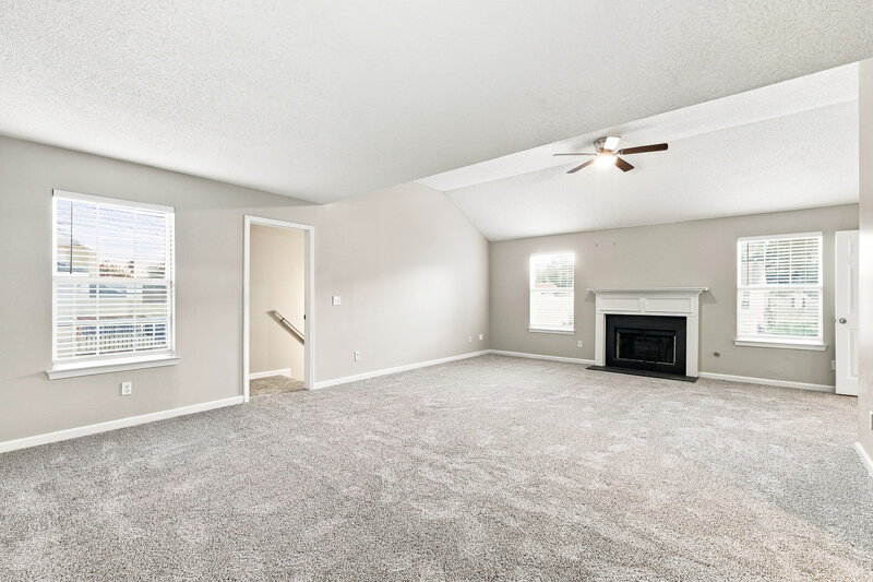2,310/Mo, 255 Hillside Oak Ln Covington, GA 30016 Primary Bedroom View