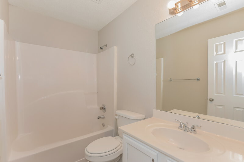 2,145/Mo, 236 Gilliam Ct Locust Grove, GA 30248 Bathroom View