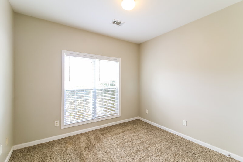 1,995/Mo, 803 Chelsea Wood Ct Stockbridge, GA 30281 Bedroom View