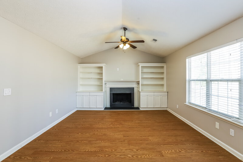 1,890/Mo, 4622 Noah Overlook W Acworth, GA 30101 Living Room View