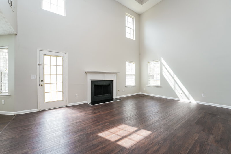 2,195/Mo, 1805 Neighborhood Walk McDonough, GA 30252 Living Room View