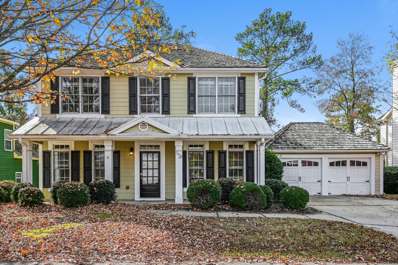 2,025/Mo, 204 Monarch Village Way Stockbridge, GA 30281 External View