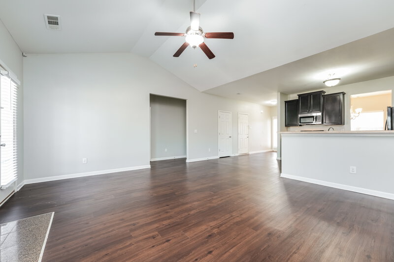 1,950/Mo, 1183 Warm Spring Ct Hampton, GA 30228 Misc View 3