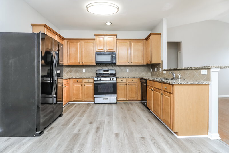 2,020/Mo, 124 Quail Bend Loop Dallas, GA 30157 Kitchen View 2