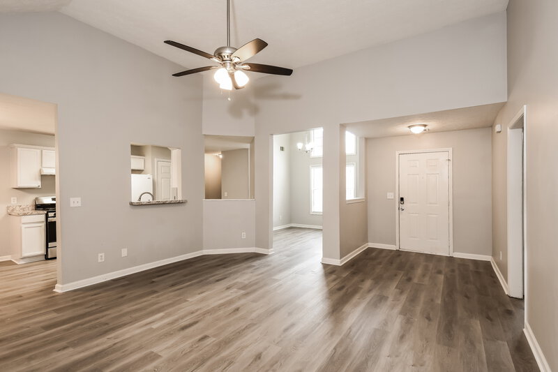 2,030/Mo, 865 Chatham Park Dr Lawrenceville, GA 30046 Living Room View 2