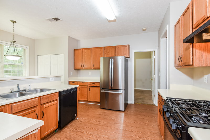 2,090/Mo, 222 Copperbend Dr Austell, GA 30168 Kitchen View