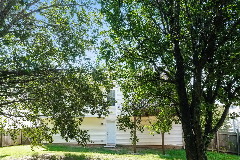 2,085/Mo, 430 Summer Hill Cir Stockbridge, GA 30281 Rear View