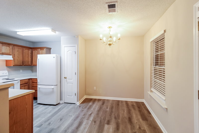 1,705/Mo, 226 Darbys Crossing Ct Hiram, GA 30141 Dining Room View