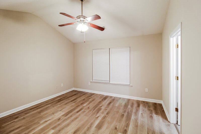 1,705/Mo, 226 Darbys Crossing Ct Hiram, GA 30141 Main Bedroom View