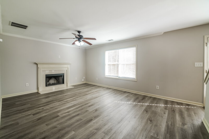 1,880/Mo, 233 Logan Creek Ln Dallas, GA 30132 Living Room View