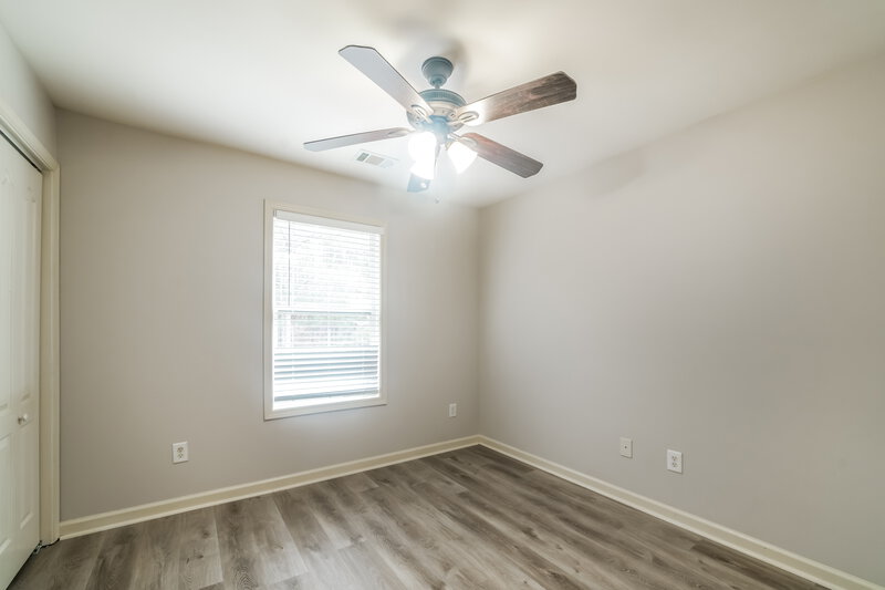 1,880/Mo, 233 Logan Creek Ln Dallas, GA 30132 Bedroom View