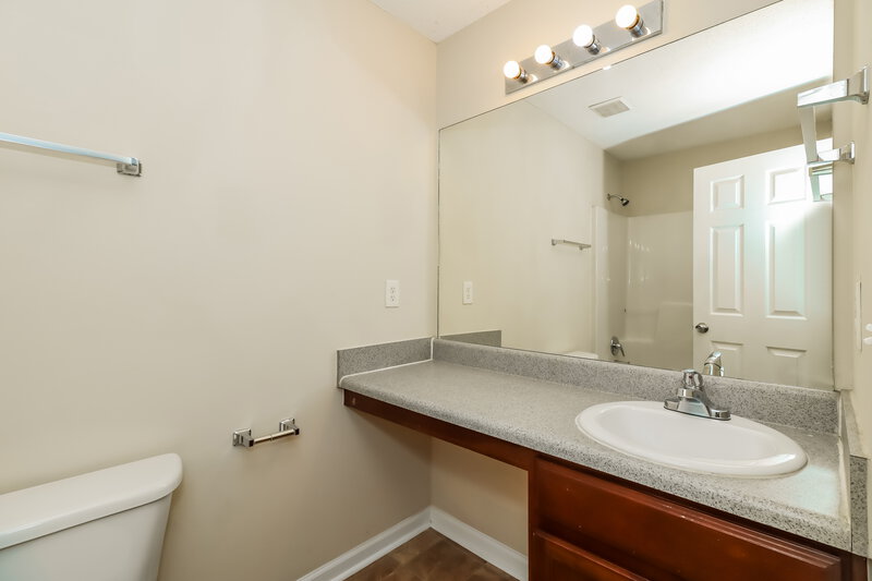 1,955/Mo, 312 Gun Range Rd Dallas, GA 30132 Bathroom View 2