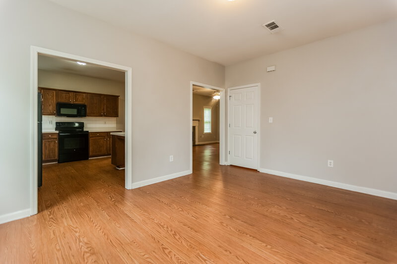 2,080/Mo, 880 Terrace Mill Dr Douglasville, GA 30134 Living Room View