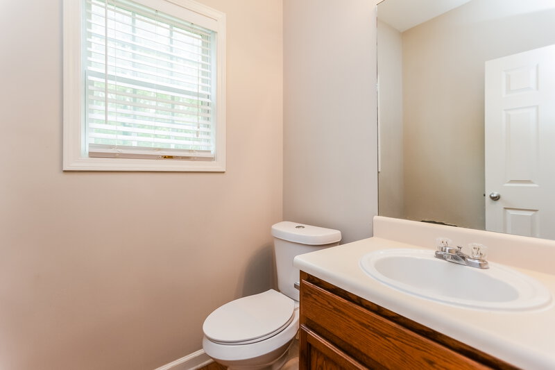2,080/Mo, 880 Terrace Mill Dr Douglasville, GA 30134 Bathroom View
