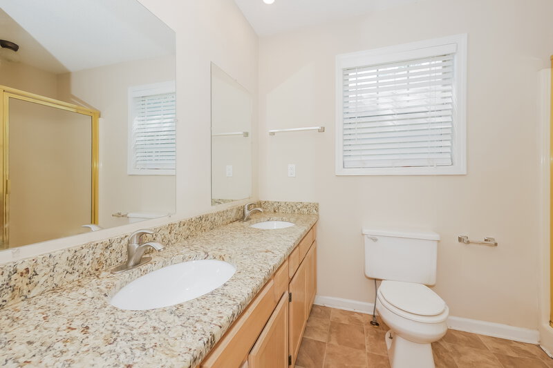 2,015/Mo, 9680 Squirrel Wood Run Douglasville, GA 30135 Main Bathroom View