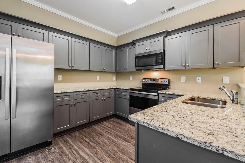 1,890/Mo, 592 Fieldcrest Drive Dallas, GA 30132 Kitchen View 2