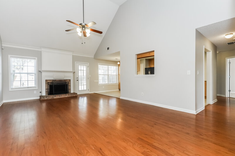 0/Mo, 3028 Lincoln Log Way McDonough, GA 30252 Living Room View 2