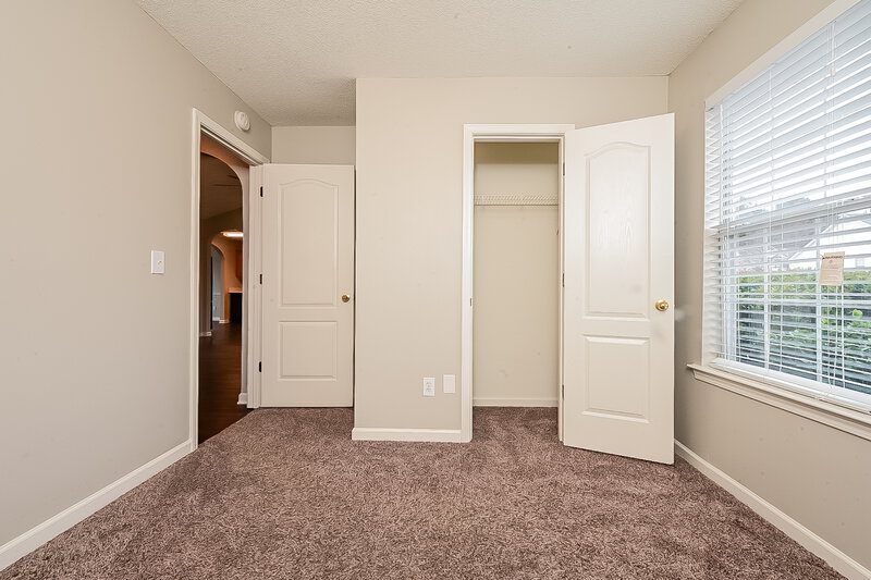 1,860/Mo, 507 Creekview Overlook Stockbridge, GA 30281 Bedroom View 3