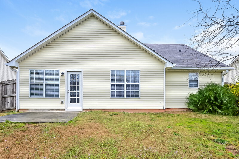 1,860/Mo, 507 Creekview Overlook Stockbridge, GA 30281 Rear View