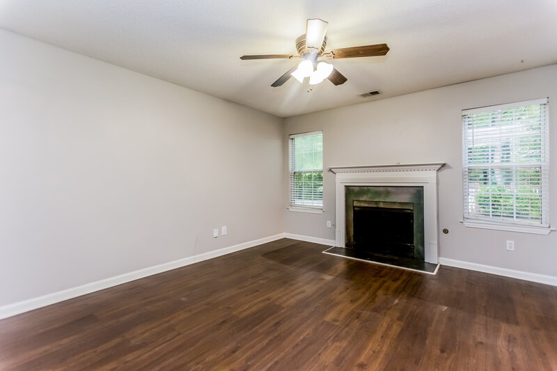 2,170/Mo, 2222 Serenity Dr NW Acworth, GA 30101 Living Room View