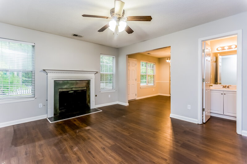 2,170/Mo, 2222 Serenity Dr NW Acworth, GA 30101 Living Room View 2