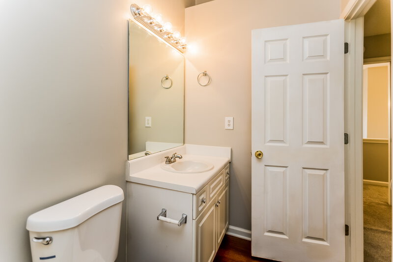 2,170/Mo, 2222 Serenity Dr NW Acworth, GA 30101 Bathroom View 2