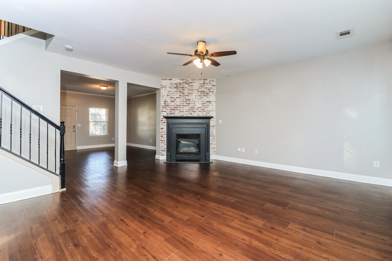 2,075/Mo, 314 Parkmont Way Dallas, GA 30132 Living Room View 2
