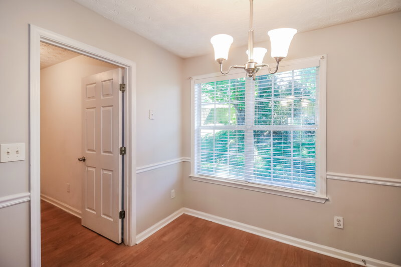 1,860/Mo, 1905 Elm Park Dr Hampton, GA 30228 Breakfast Nook View