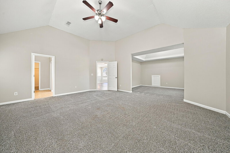 2,350/Mo, 896 Brisley Cir Hampton, GA 30228 Primary Bedroom View 2