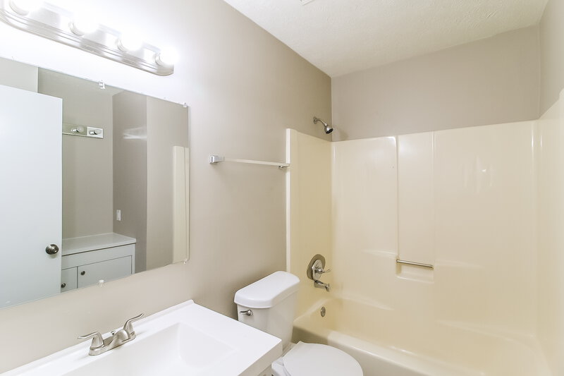 2,355/Mo, 3904 Loring Ln Duluth, GA 30096 Bathroom View