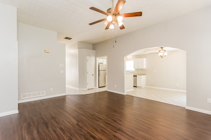 1,805/Mo, 4730 Nature Trl Austell, GA 30106 Living Room View 3