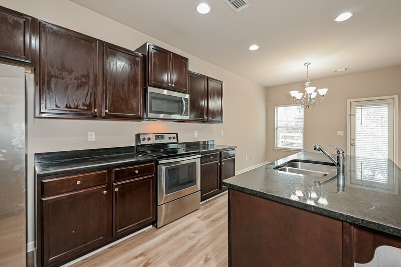 2,180/Mo, 233 Fern Walk Lawrenceville, GA 30045 Kitchen View 2