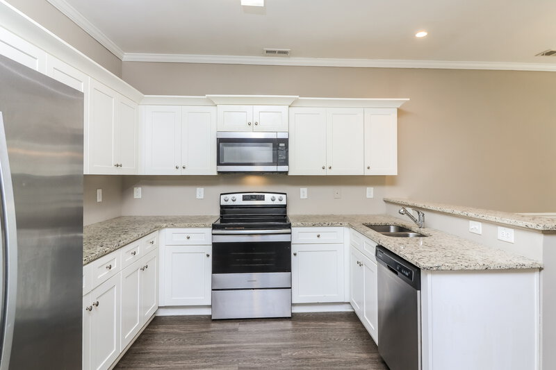 1,915/Mo, 634 Fieldcrest Drive Dallas, GA 30132 Kitchen View