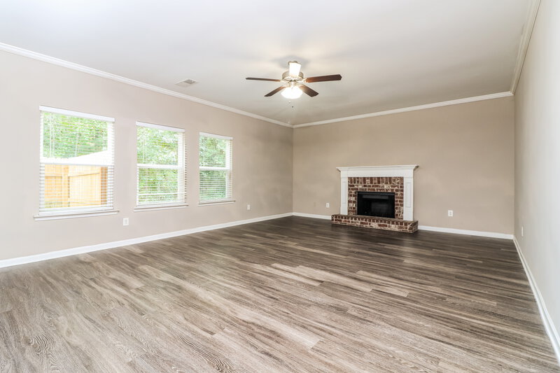 2,060/Mo, 542 Fieldcrest Drive Dallas, GA 30132 Living Room View 3
