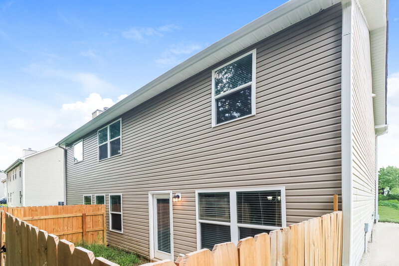 2,060/Mo, 542 Fieldcrest Drive Dallas, GA 30132 Rear View
