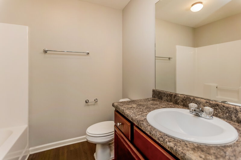 1,855/Mo, 21 Carriage Hills Dr SE Cartersville, GA 30121 Bathroom View