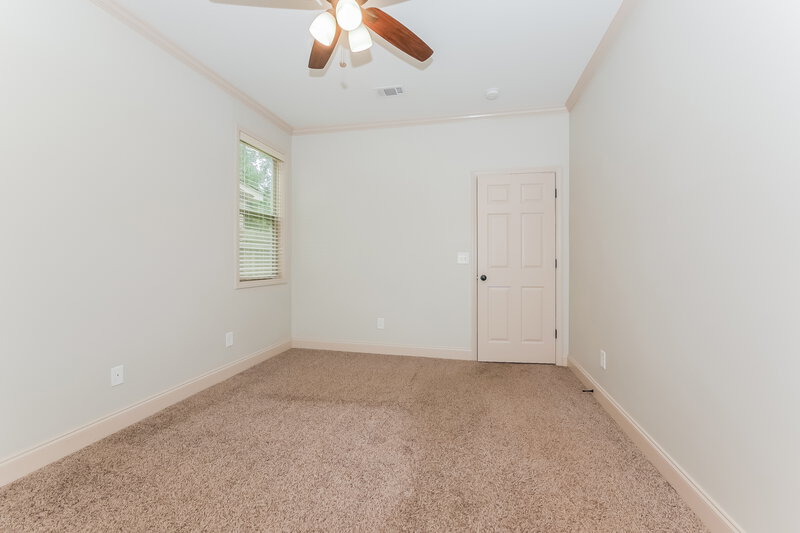 1,795/Mo, 12 E Newnan Rd Unit F Newnan, GA 30263 Main Bedroom View