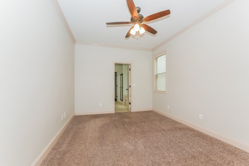 1,795/Mo, 12 E Newnan Rd Unit F Newnan, GA 30263 Main Bedroom View 2