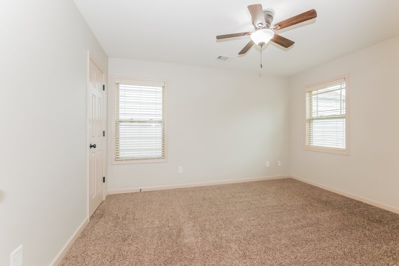 1,795/Mo, 12 E Newnan Rd Unit F Newnan, GA 30263 Bedroom View 3