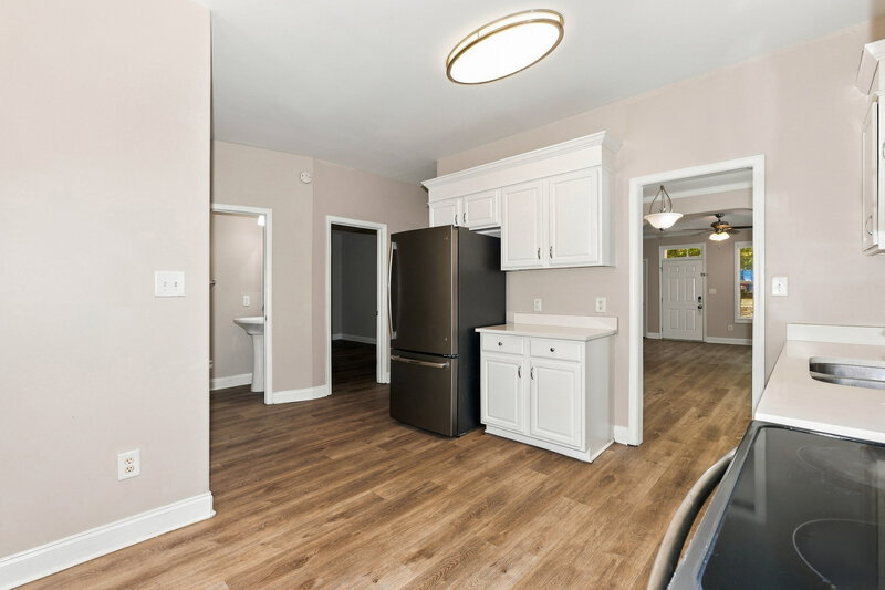 1,945/Mo, 120 Carver St Fayetteville, GA 30214 Kitchen View 2