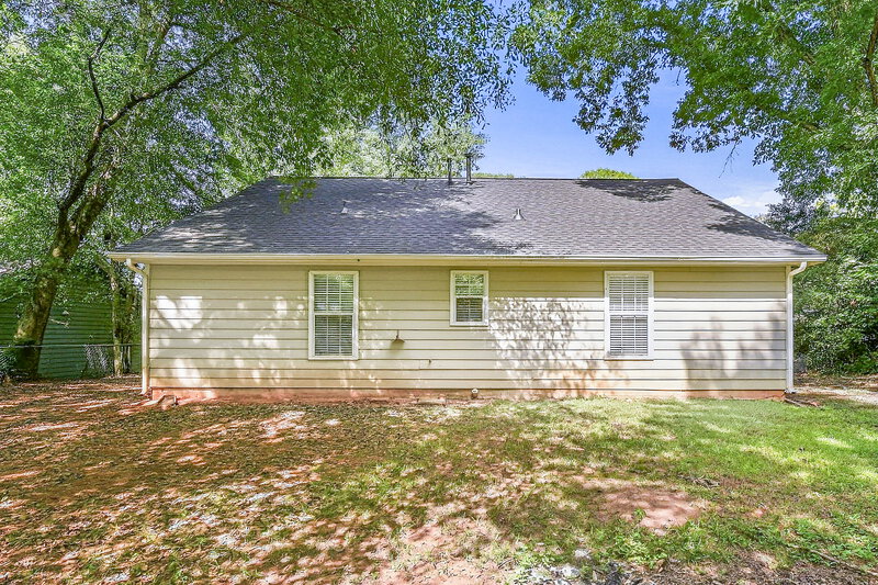 1,830/Mo, 470 Rosehill Dr McDonough, GA 30253 Rear View