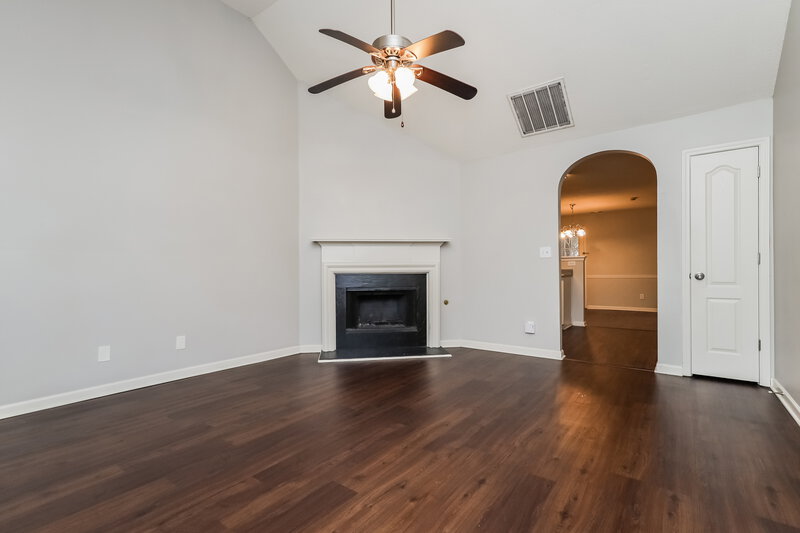 1,705/Mo, 114 Misty Ridge Trail Stockbridge, GA 30281 Living Room View 2