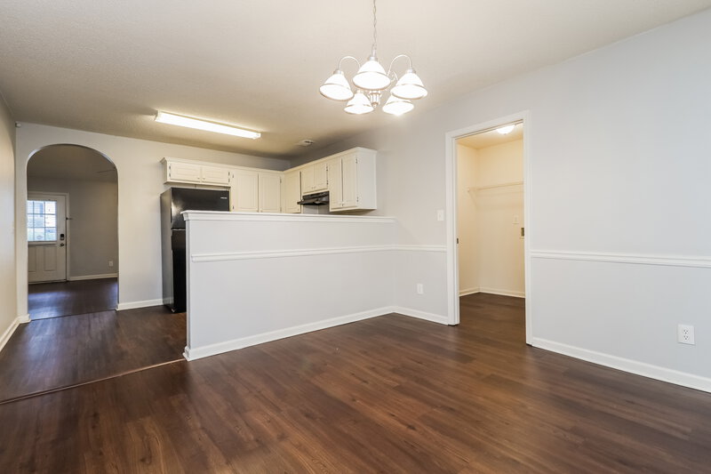 1,705/Mo, 114 Misty Ridge Trail Stockbridge, GA 30281 Dining Room View 2