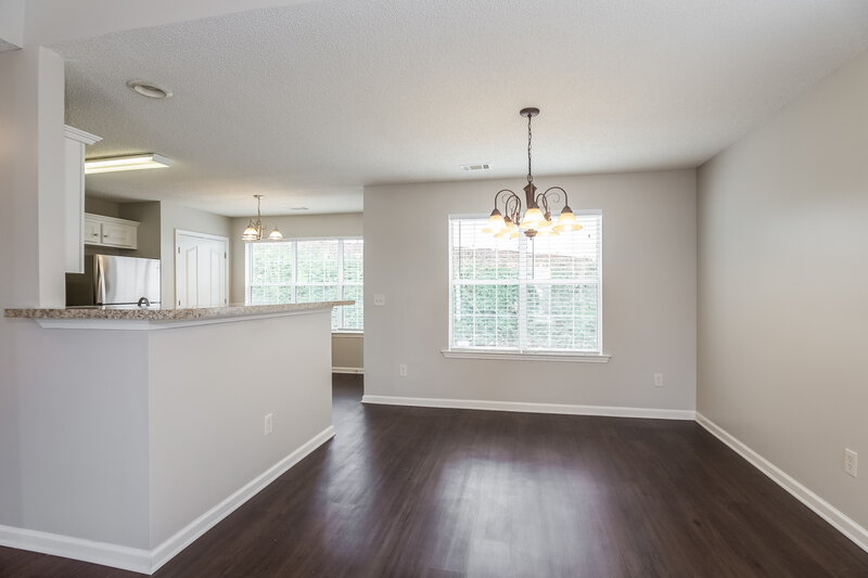 1,895/Mo, 440 Gresham Drive Stockbridge, GA 30281 Living Roomlarge View 2