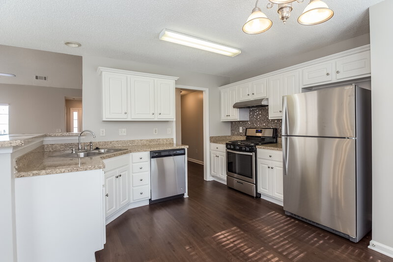 1,895/Mo, 440 Gresham Drive Stockbridge, GA 30281 Dining Roomlarge View