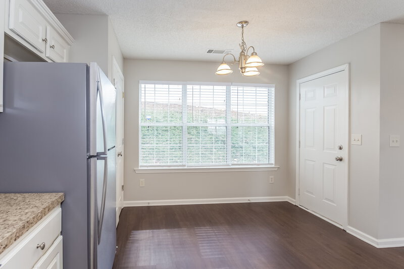 1,895/Mo, 440 Gresham Drive Stockbridge, GA 30281 Kitchenlarge View