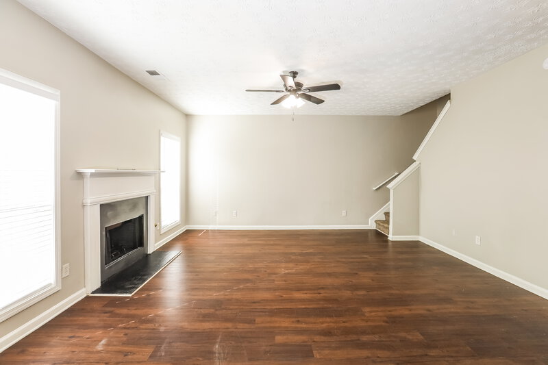 1,950/Mo, 229 Winthrop Ln McDonough, GA 30253 Living Room View