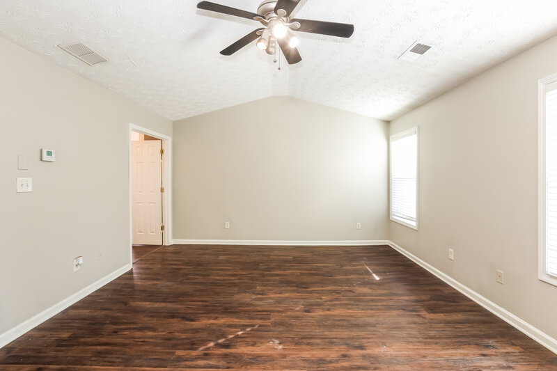 1,950/Mo, 229 Winthrop Ln McDonough, GA 30253 Main Bedroom View